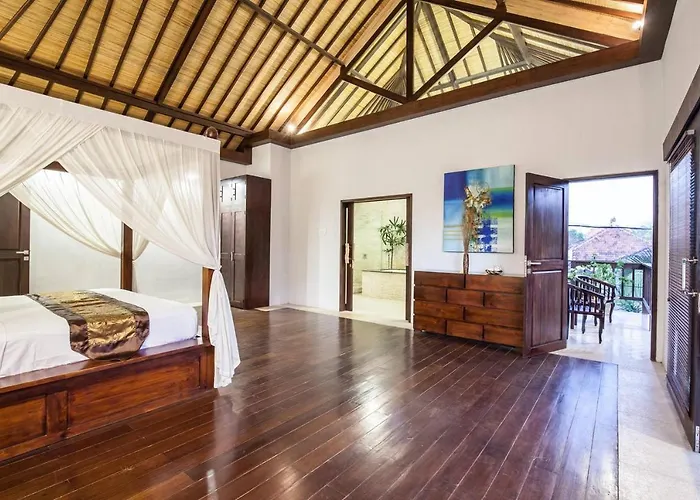 Modern Private Atala With Private Xl Pool