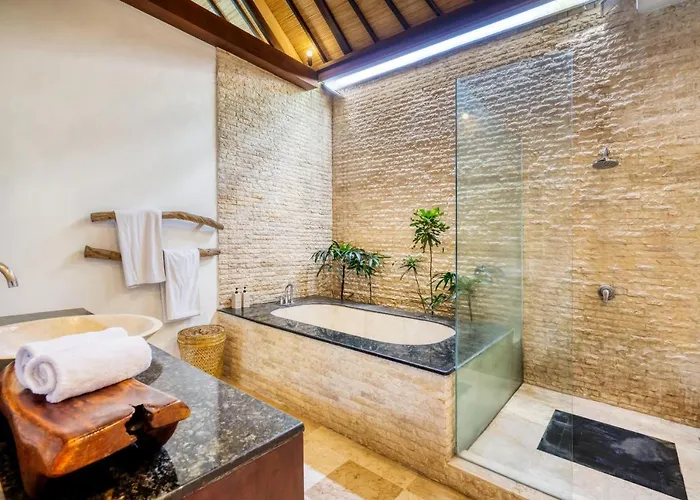 Modern Private Atala With Private Xl Pool *